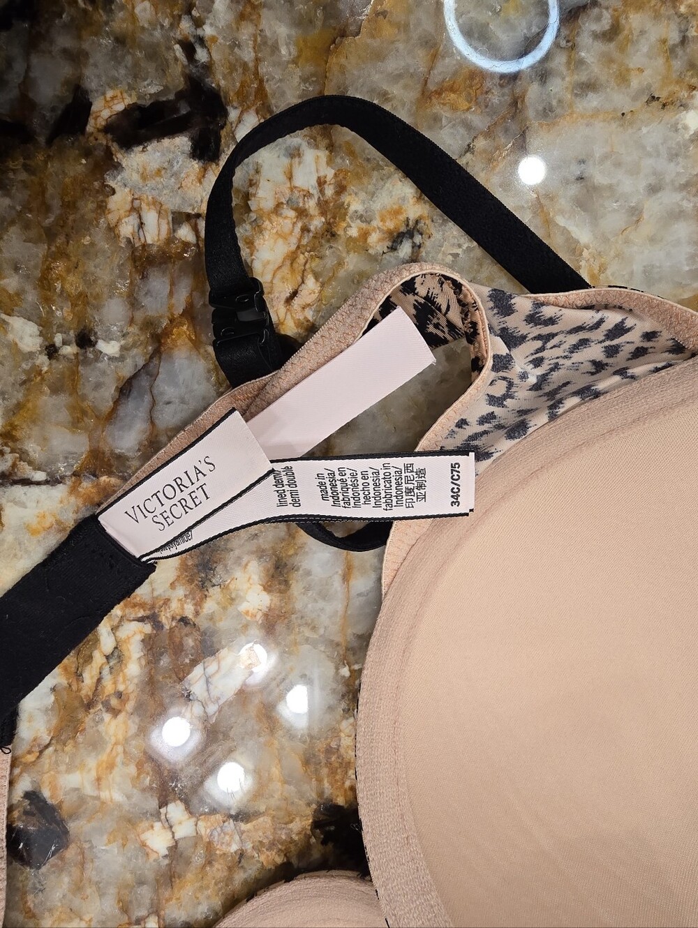 Victoria's Secret Sexy Tee Smooth Lightly Lined Demi Bra Animal Print 34C NEW - Picture 5 of 5